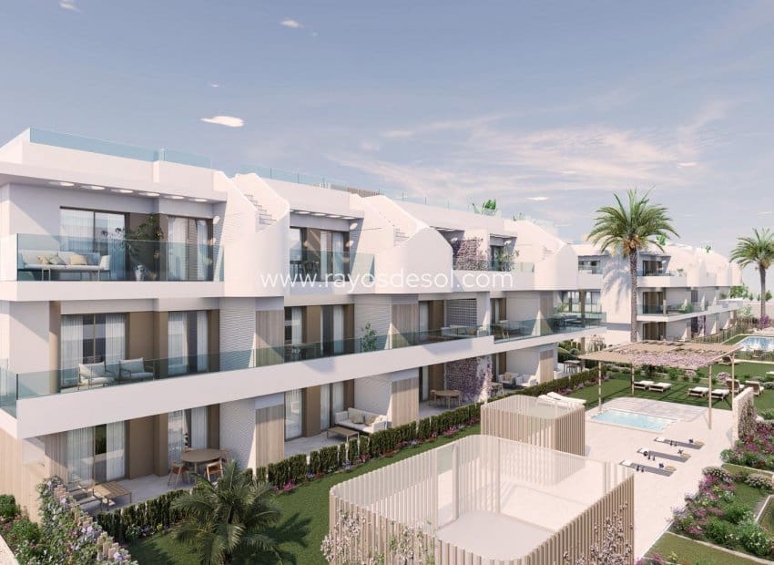 Apartamento de 2 habitaciones en Pilar de la Horadada en venta con piscina - 249.000 € (Ref: 10081426)