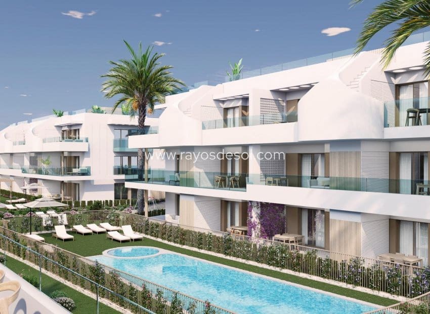 Apartamento de 2 habitaciones en Pilar de la Horadada en venta con piscina - 249.000 € (Ref: 10081426)