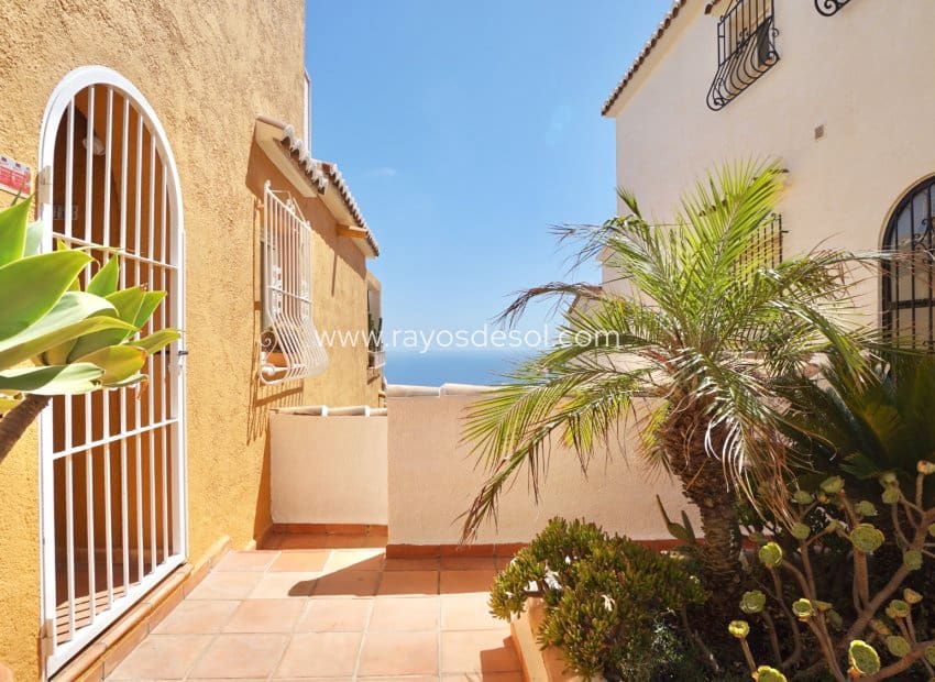 2 chambre Appartement à vendre à Cumbre del Sol avec piscine - 340 000 € (Ref: 10081434)