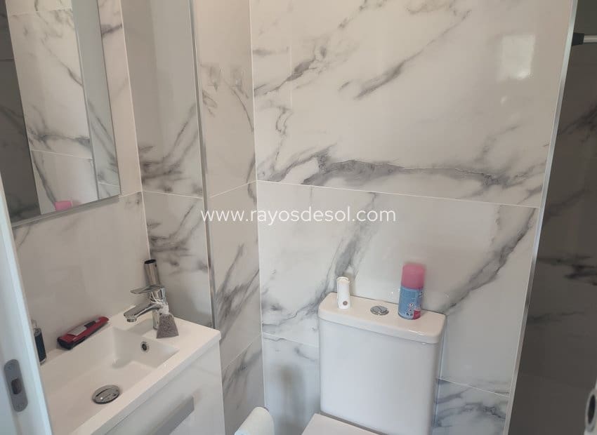 Apartamento de 2 habitaciones en Hacienda Riquelme en venta con piscina - 189.995 € (Ref: 10094858)