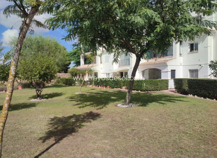 Apartamento de 2 habitaciones en Hacienda Riquelme en venta con piscina - 189.995 € (Ref: 10094858)