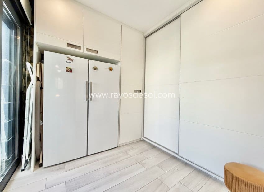 3 sypialnia Willa na sprzedaż w Orihuela Costa z basenem - 570 000 € (Ref: 10094859)