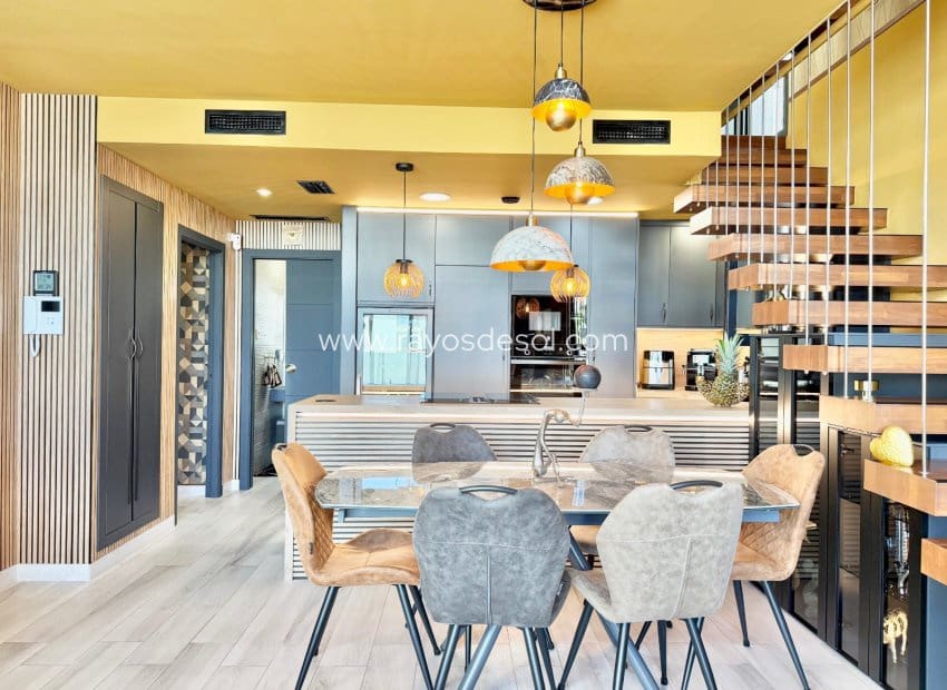 3 sypialnia Willa na sprzedaż w Orihuela Costa z basenem - 570 000 € (Ref: 10094859)