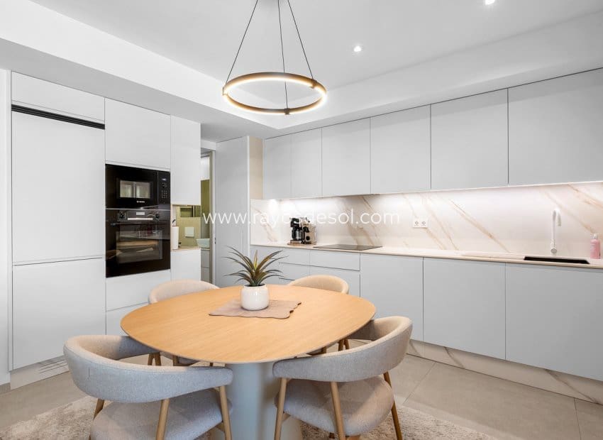 3 sypialnia Apartament na sprzedaż w San Pedro del Pinatar z basenem - 289 000 € (Ref: 10101396)