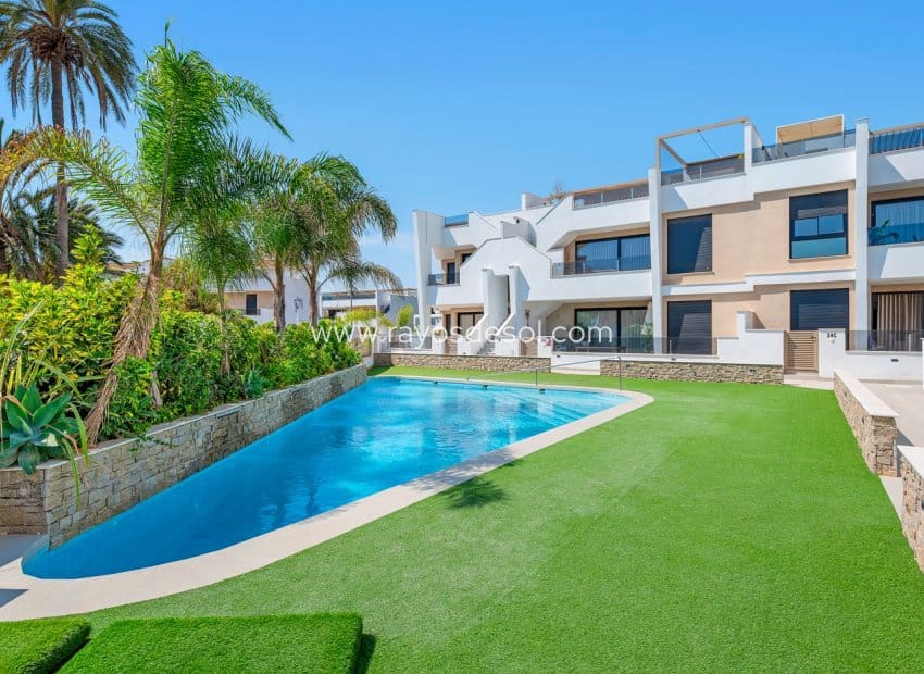3 sypialnia Apartament na sprzedaż w San Pedro del Pinatar z basenem - 289 000 € (Ref: 10101396)