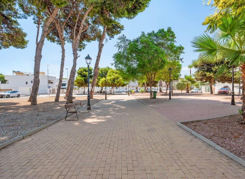 3 sypialnia Apartament na sprzedaż w San Pedro del Pinatar z basenem - 289 000 € (Ref: 10101396)
