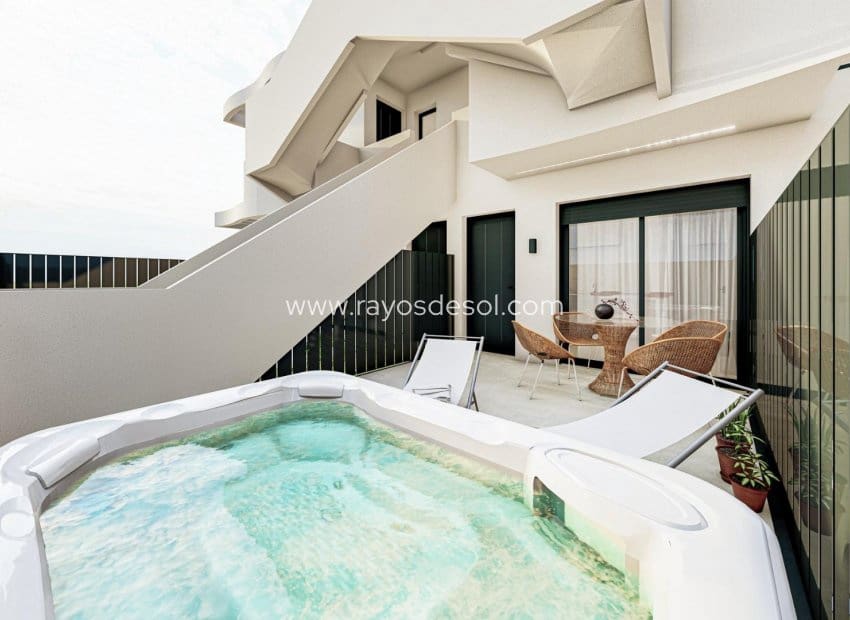 2 slaapkamer Appartement te koop in San Pedro del Pinatar met zwembad - € 299.950 (Ref: 10102973)