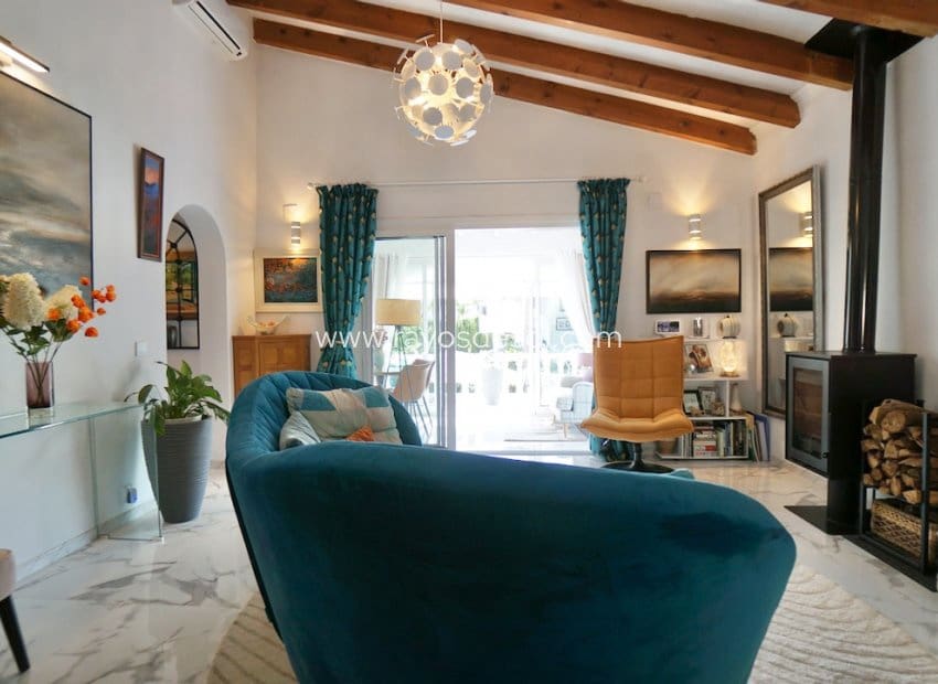 2 quarto Bungalow para venda em Moraira com piscina - 475 000 € (Ref: 10102976)
