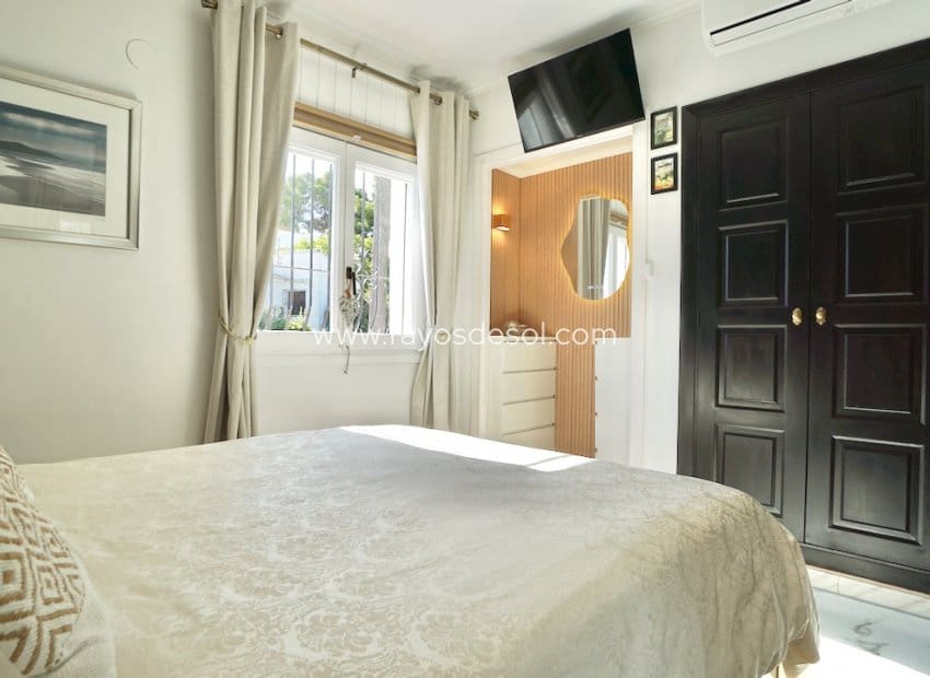 2 quarto Bungalow para venda em Moraira com piscina - 475 000 € (Ref: 10102976)