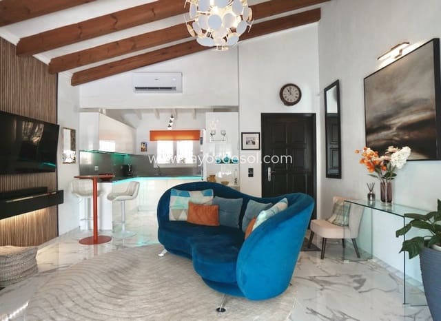 2 Zimmer Bungalow zu verkaufen in Moraira, Teulada-Moraira mit Pool - 475.000 € (Ref: 10102976)