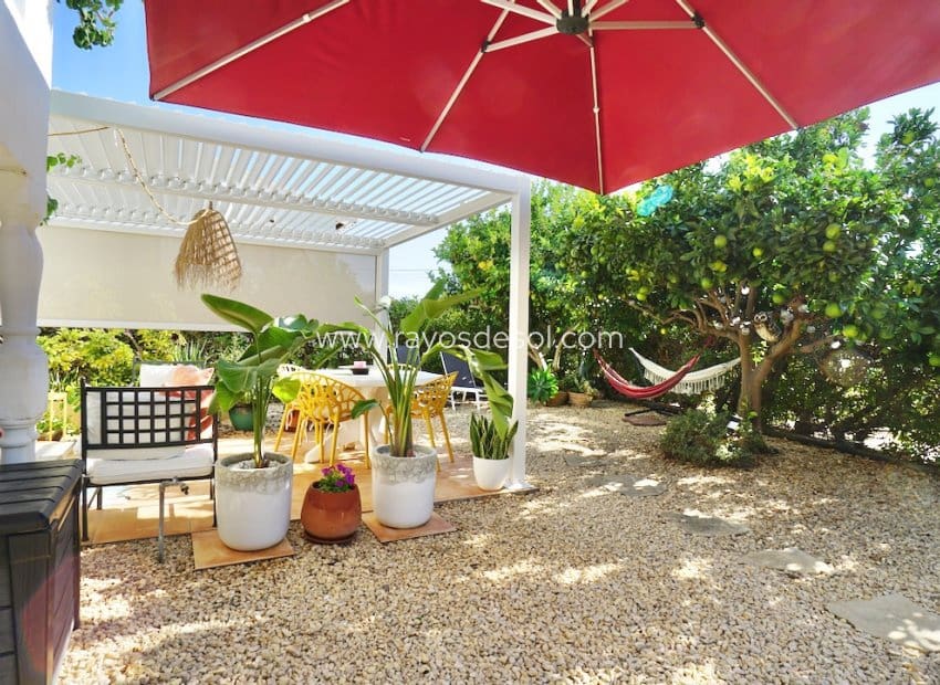 2 quarto Bungalow para venda em Moraira com piscina - 475 000 € (Ref: 10102976)