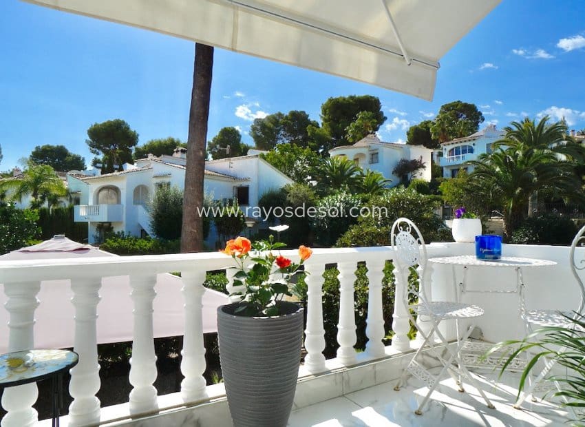 2 quarto Bungalow para venda em Moraira com piscina - 475 000 € (Ref: 10102976)