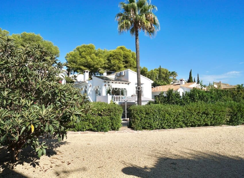 2 quarto Bungalow para venda em Moraira com piscina - 475 000 € (Ref: 10102976)