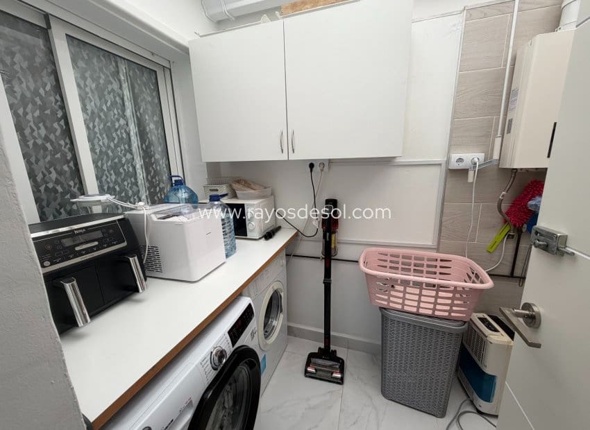 2 Zimmer Apartment zu verkaufen in Vistabella mit Pool - 155.000 € (Ref: 10114640)