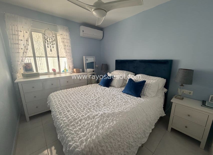 2 Zimmer Apartment zu verkaufen in Vistabella mit Pool - 155.000 € (Ref: 10114640)