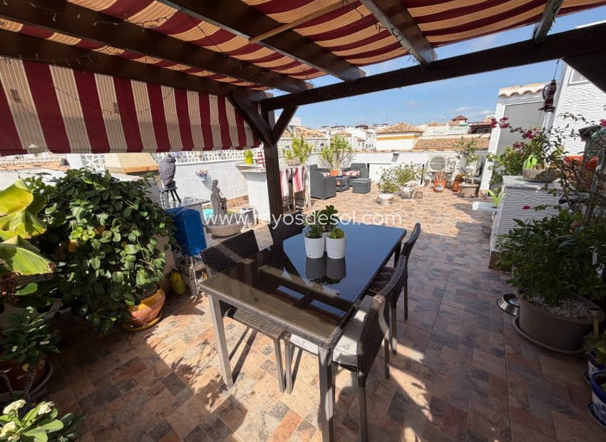 2 Zimmer Apartment zu verkaufen in Vistabella mit Pool - 150.000 € (Ref: 10114641)
