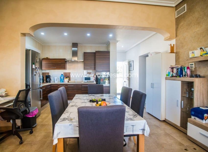 4 sovrum Villa till salu i Catral med pool garage - 430 000 € (Ref: 10114642)