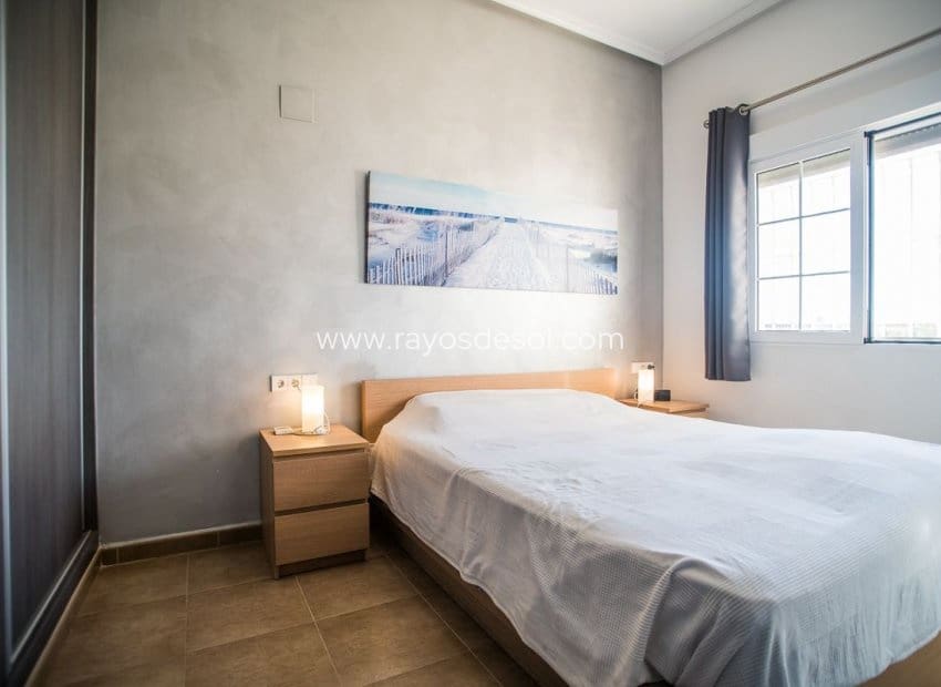 4 sovrum Villa till salu i Catral med pool garage - 430 000 € (Ref: 10114642)