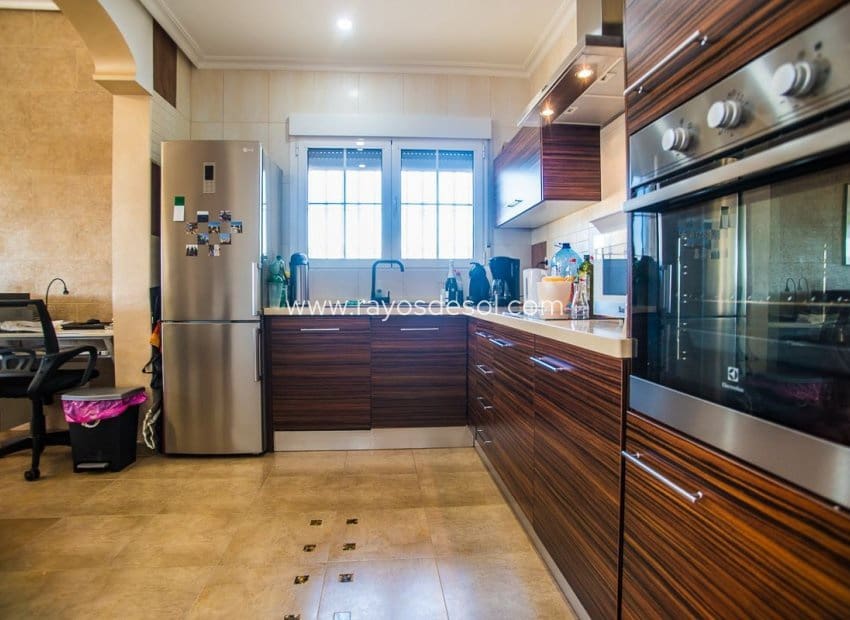 4 sovrum Villa till salu i Catral med pool garage - 430 000 € (Ref: 10114642)