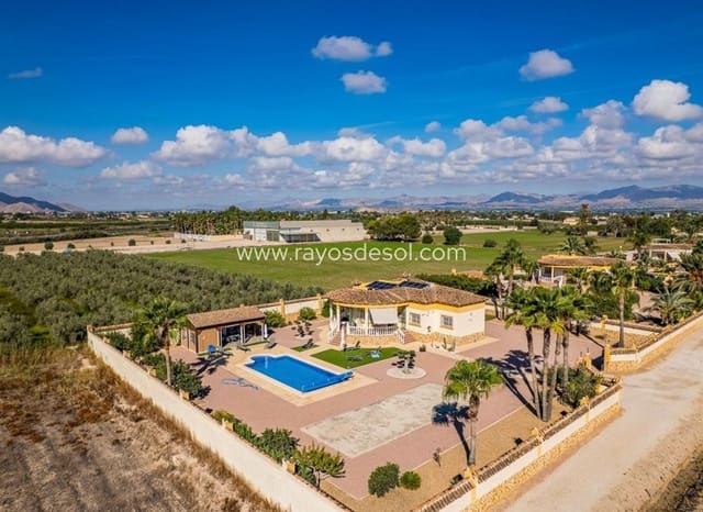 4 sovrum Villa till salu i Catral med pool garage - 430 000 € (Ref: 10114642)