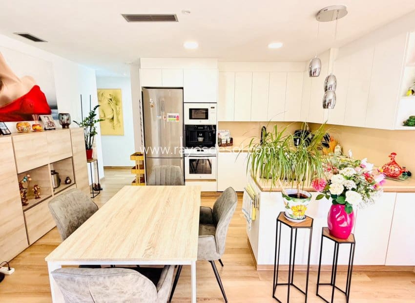 3 bedroom Villa for sale in Los Montesinos with pool - € 392,500 (Ref: 10114643)