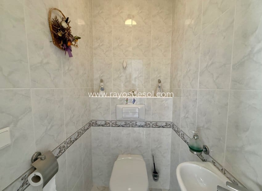 6 sovrum Villa till salu i Rojales med pool garage - 575 000 € (Ref: 10114644)