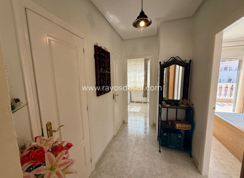 6 sovrum Villa till salu i Rojales med pool garage - 575 000 € (Ref: 10114644)