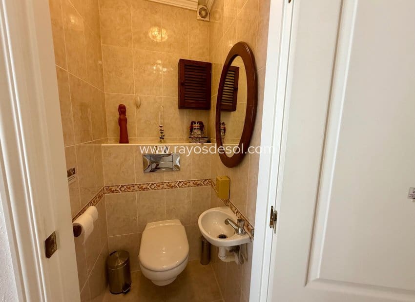 6 sovrum Villa till salu i Rojales med pool garage - 575 000 € (Ref: 10114644)