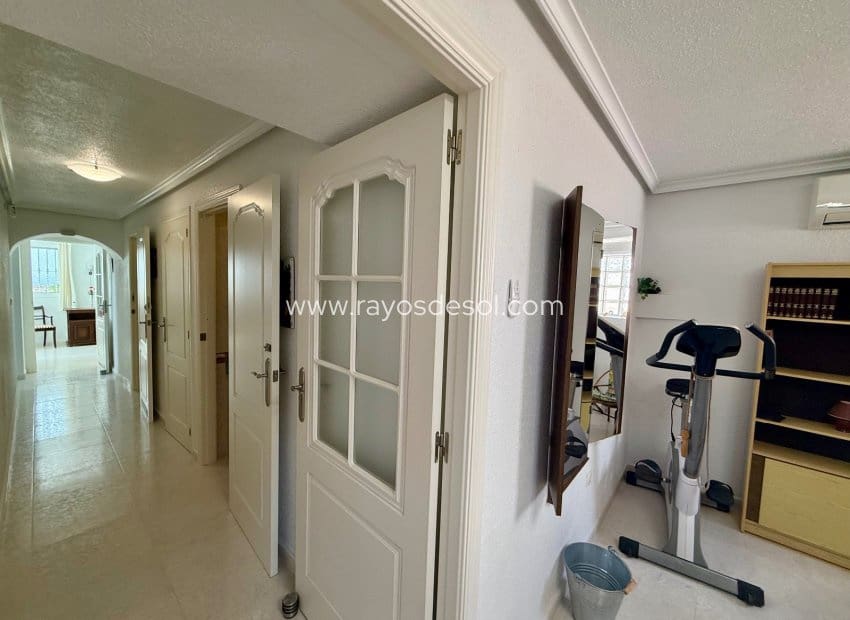 6 sovrum Villa till salu i Rojales med pool garage - 575 000 € (Ref: 10114644)
