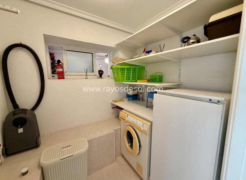 6 sovrum Villa till salu i Rojales med pool garage - 575 000 € (Ref: 10114644)
