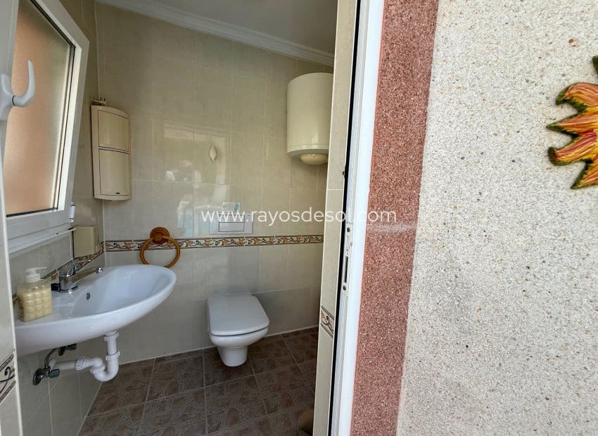 6 sovrum Villa till salu i Rojales med pool garage - 575 000 € (Ref: 10114644)