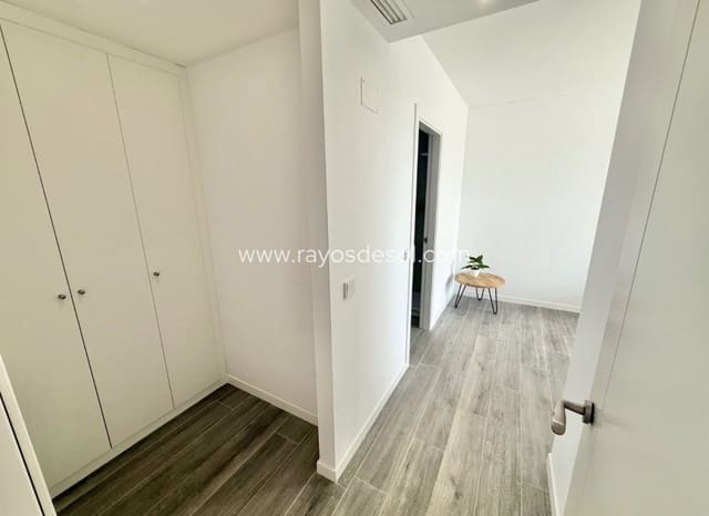 3 makuuhuone Huoneisto myytävänä paikassa Balcón de Finestrat - Terra Marina, Finestrat mukana uima-altaan 
autotalli - 429 900 € (Ref: 10130522)