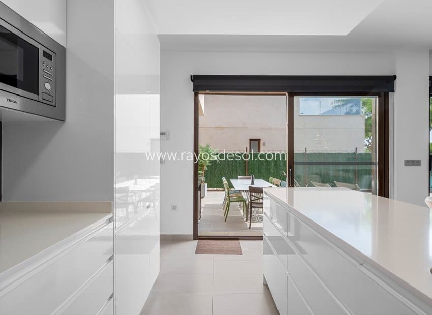 3 soverom Villa til salgs i Roda med svømmebasseng - € 499 900 (Ref: 10132875)