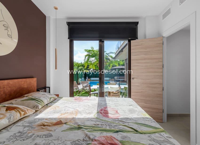 3 soverom Villa til salgs i Roda med svømmebasseng - € 499 900 (Ref: 10132875)