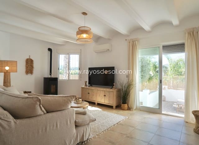 3 sypialnia Willa na sprzedaż w Benitachell / Benitatxell z basenem garażem - 649 000 € (Ref: 10132876)