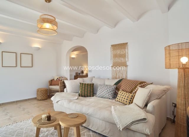 3 sypialnia Willa na sprzedaż w Benitachell / Benitatxell z basenem garażem - 649 000 € (Ref: 10132876)