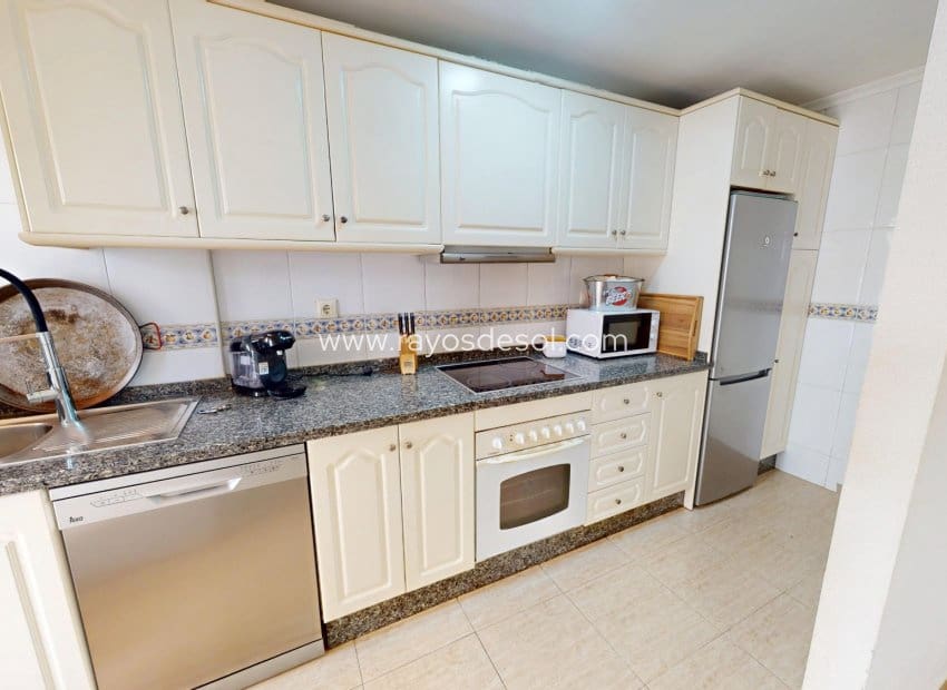 3 slaapkamer Villa te koop in Los Alcazares met zwembad - € 250.000 (Ref: 10132877)