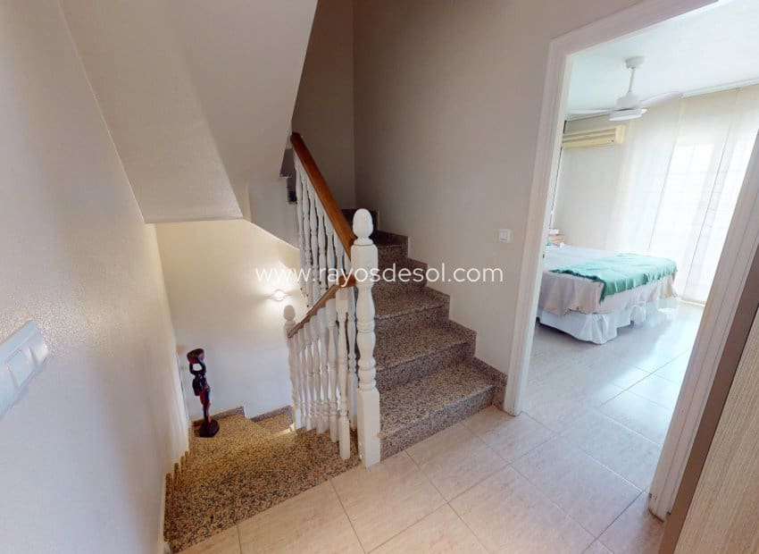3 slaapkamer Villa te koop in Los Alcazares met zwembad - € 250.000 (Ref: 10132877)