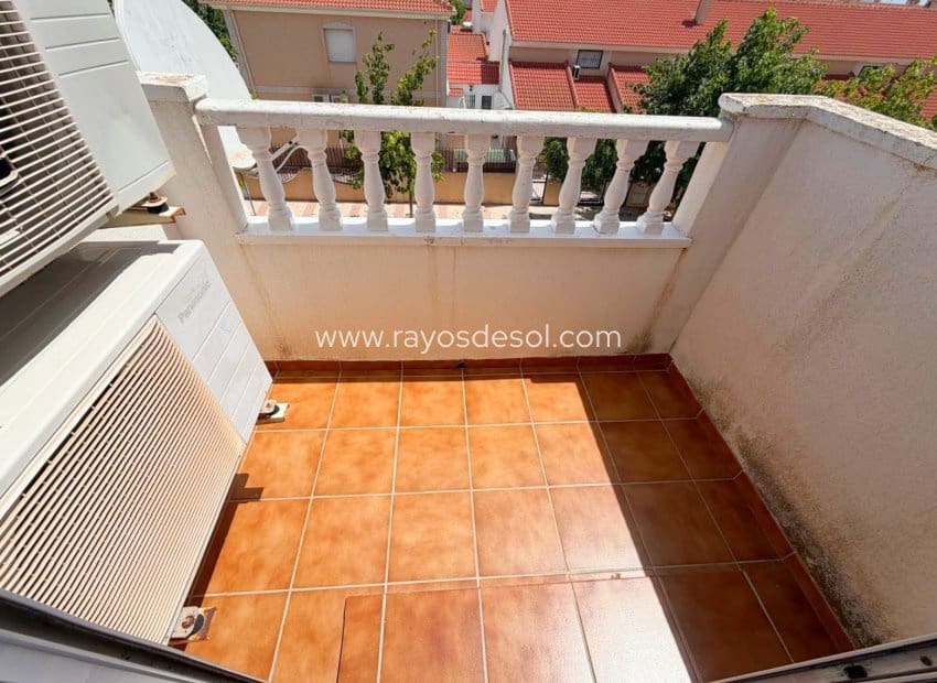 3 slaapkamer Villa te koop in Los Alcazares met zwembad - € 250.000 (Ref: 10132877)