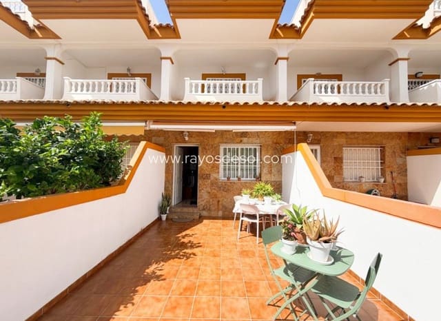 3 slaapkamer Villa te koop in Los Narejos - Punta Calera, Los Alcázares met zwembad - € 250.000 (Ref: 10132877)