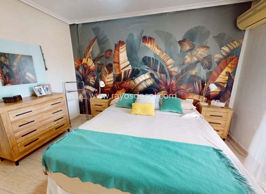 3 slaapkamer Villa te koop in Los Alcazares met zwembad - € 250.000 (Ref: 10132877)