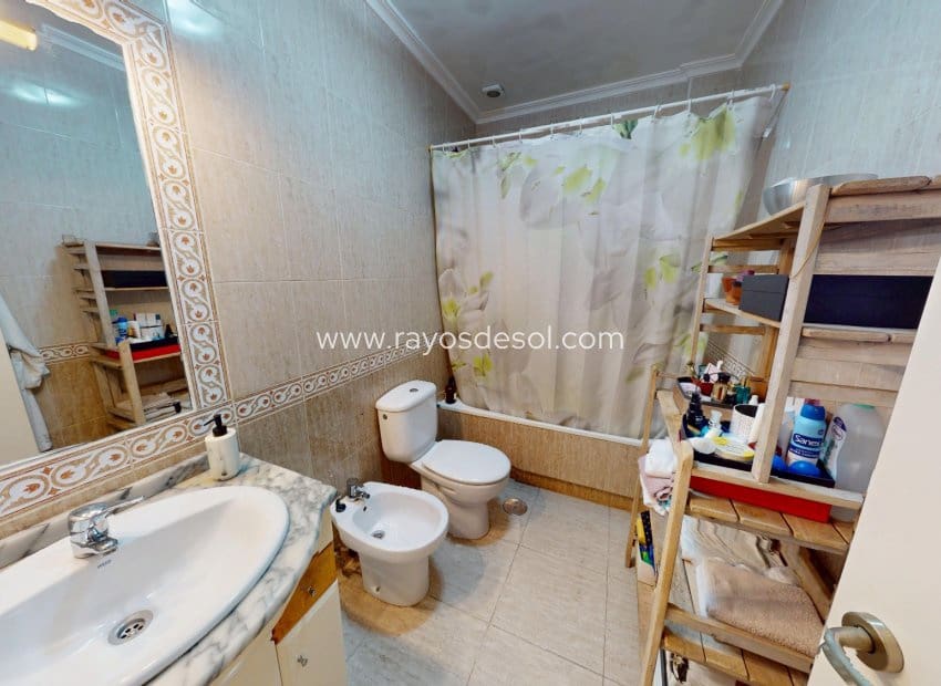 3 slaapkamer Villa te koop in Los Alcazares met zwembad - € 250.000 (Ref: 10132877)