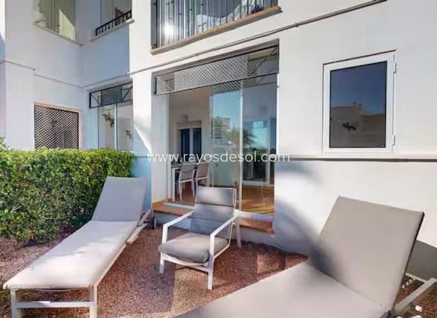 2 Zimmer Apartment zu verkaufen in Hacienda Riquelme mit Pool Garage - 159.995 € (Ref: 10174722)