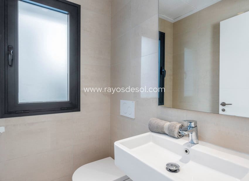 4 soverom Villa til salgs i Rojales med svømmebasseng - € 640 000 (Ref: 8542988)