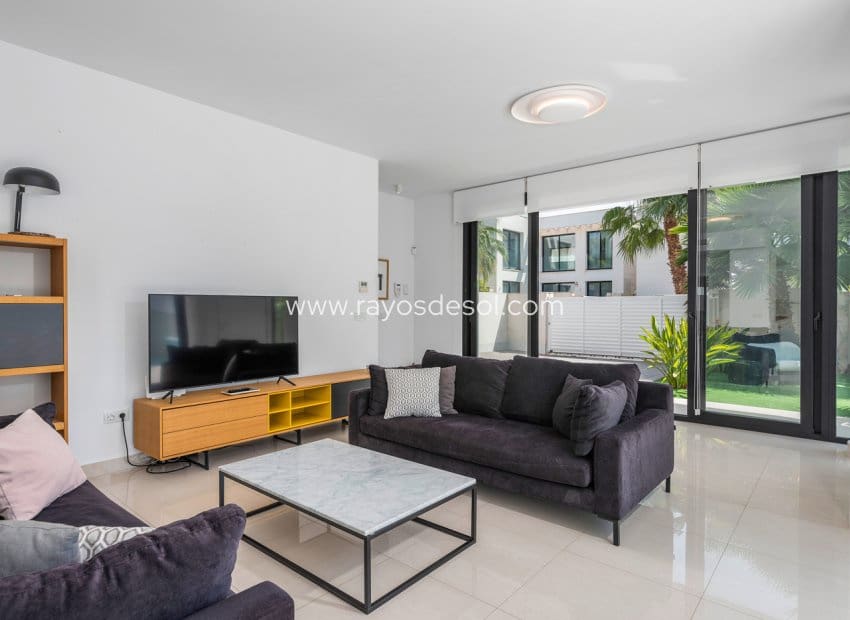 4 soverom Villa til salgs i Rojales med svømmebasseng - € 640 000 (Ref: 8542988)