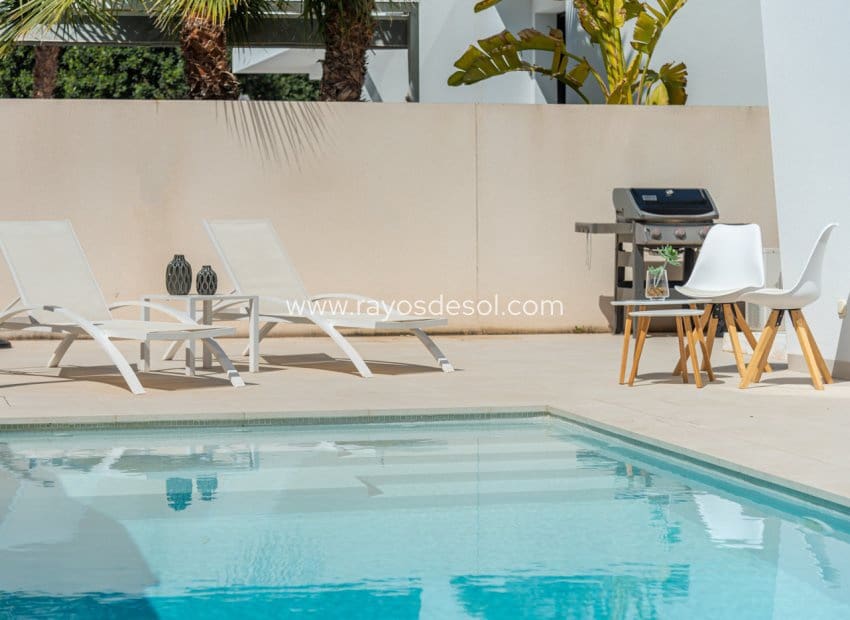 4 soverom Villa til salgs i Rojales med svømmebasseng - € 640 000 (Ref: 8542988)