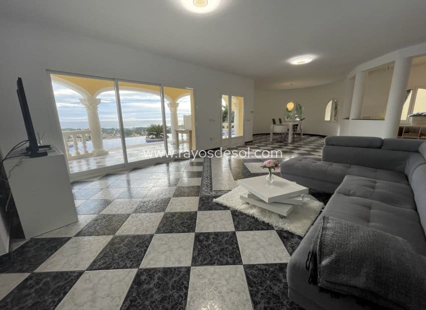 4 makuuhuone Huvila myytävänä paikassa Calpe / Calp mukana uima-altaan - 1 250 000 € (Ref: 8542994)