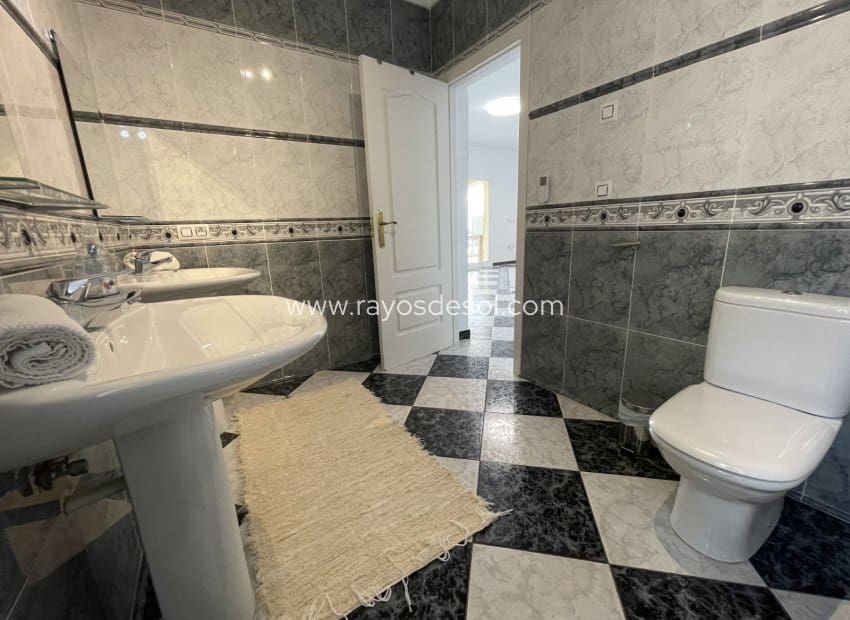 4 makuuhuone Huvila myytävänä paikassa Calpe / Calp mukana uima-altaan - 1 250 000 € (Ref: 8542994)