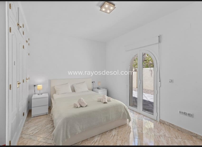 4 soverom Villa til salgs i Calpe / Calp med svømmebasseng - € 1 400 000 (Ref: 8542994)