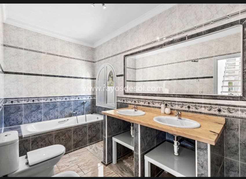 4 soverom Villa til salgs i Calpe / Calp med svømmebasseng - € 1 400 000 (Ref: 8542994)